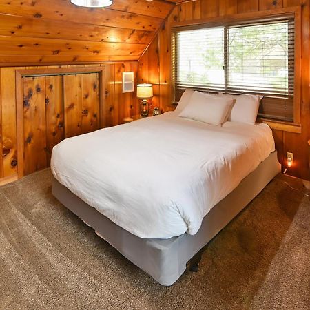 Harris Lakeview Cabin 巴斯莱克 外观 照片